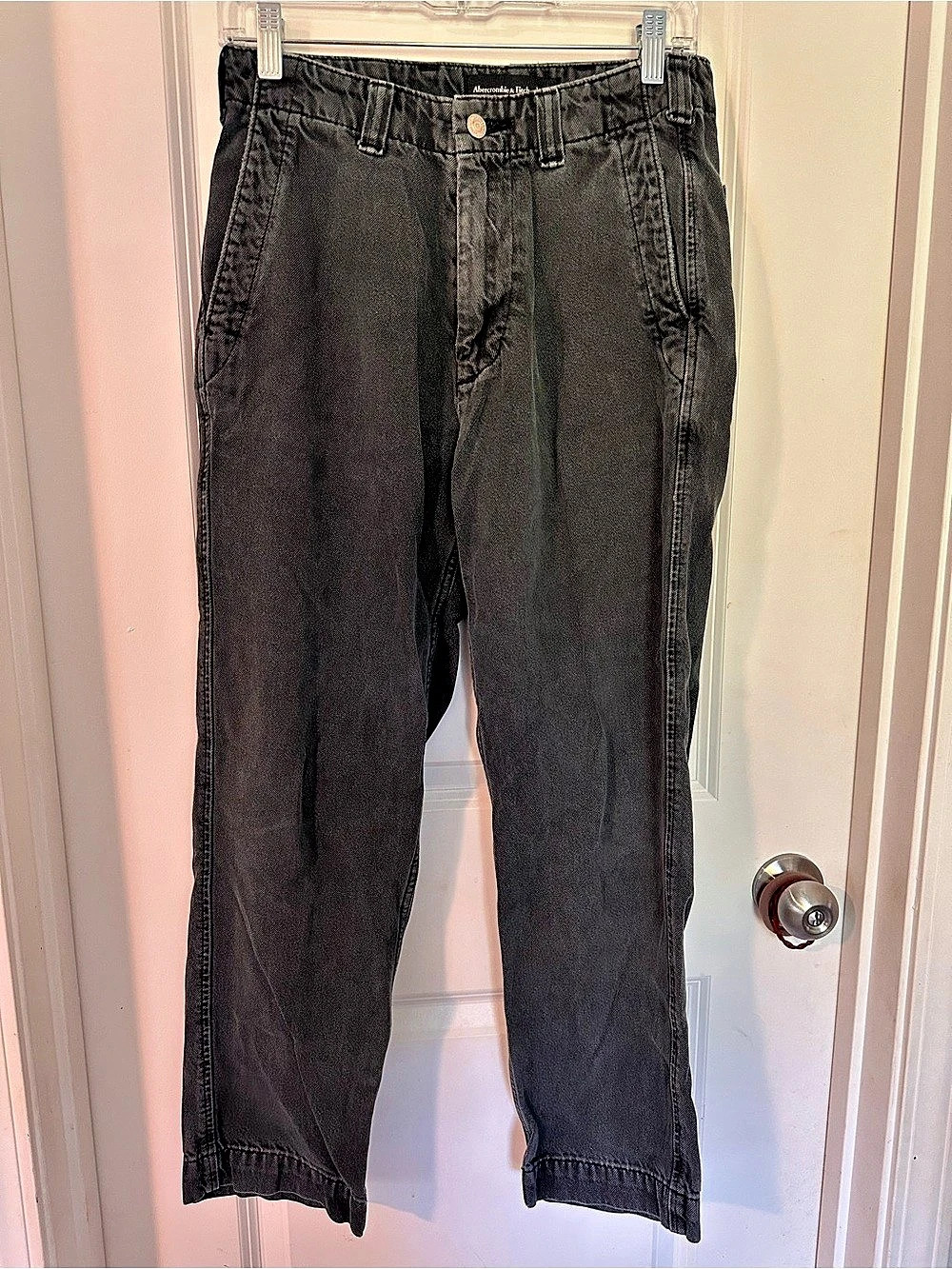 Abercrombie & Fitch A&F Lightweight Jean Loose Lightweight Loose Cargo Pants in